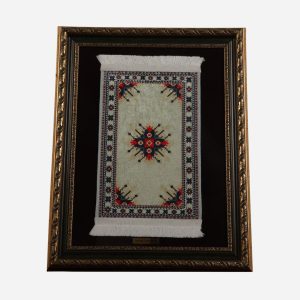 Qarabağ Çələbi Xalçası – Ənənənin Zərif Naxışları