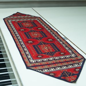 Qədim Şərq – Qırmızı Kilim Desenli Runner