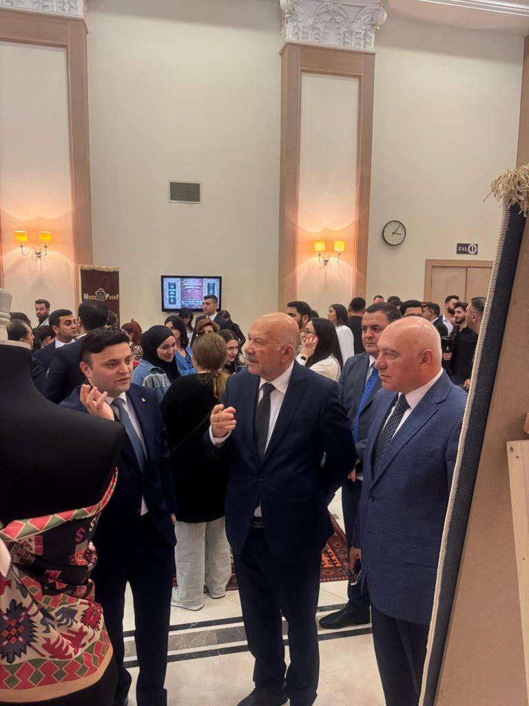 “İrəvan Xanlığı” sərgisi