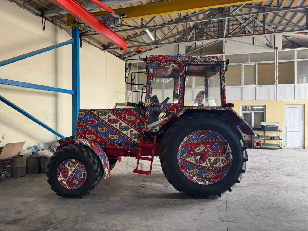 "Traktor" sərgisi