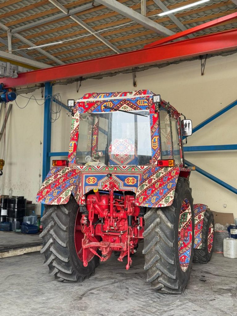 "Traktor" sərgisi